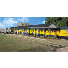 Walthers Cornerstone Series Kit HO Scale Wood Station Shed and Platform