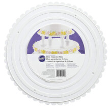 Wilton 14 Inch Scalloped Edged Round Separator Plates