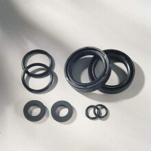 Kit de foca genu no James James para 88-13 Harley FLSTC