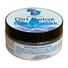 Bagno disintossicante Dirt con carbone, argilla bentonitica, zenzero e sale marino di Diva Stuff