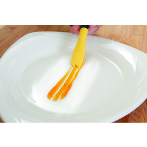 Mercer Culinary Silicone Plating Saw Tooth Brush 1