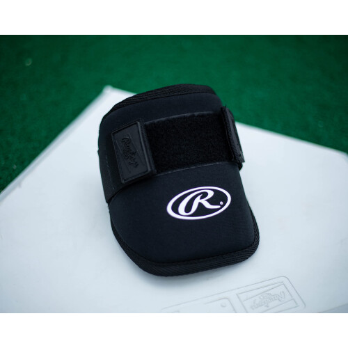 Rawlings | Protective Elbow Guard | Baseball/Softball | Adult | Black 1