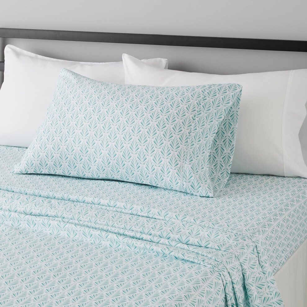 Amazon Basics Lightweight Super Soft Easy Care Microfiber 3 Piece Bed Sheet Set With 14-Inch Deep Pockets Twin Aqua Fern Printed