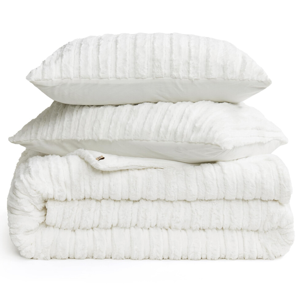 UGG 13079 Kenzie Full-Queen Comforter Set Fluffy Faux Fur Ultra Soft Comfort Luxury Hotel Style Bedding Set Easy Care Down Alternative Bed B