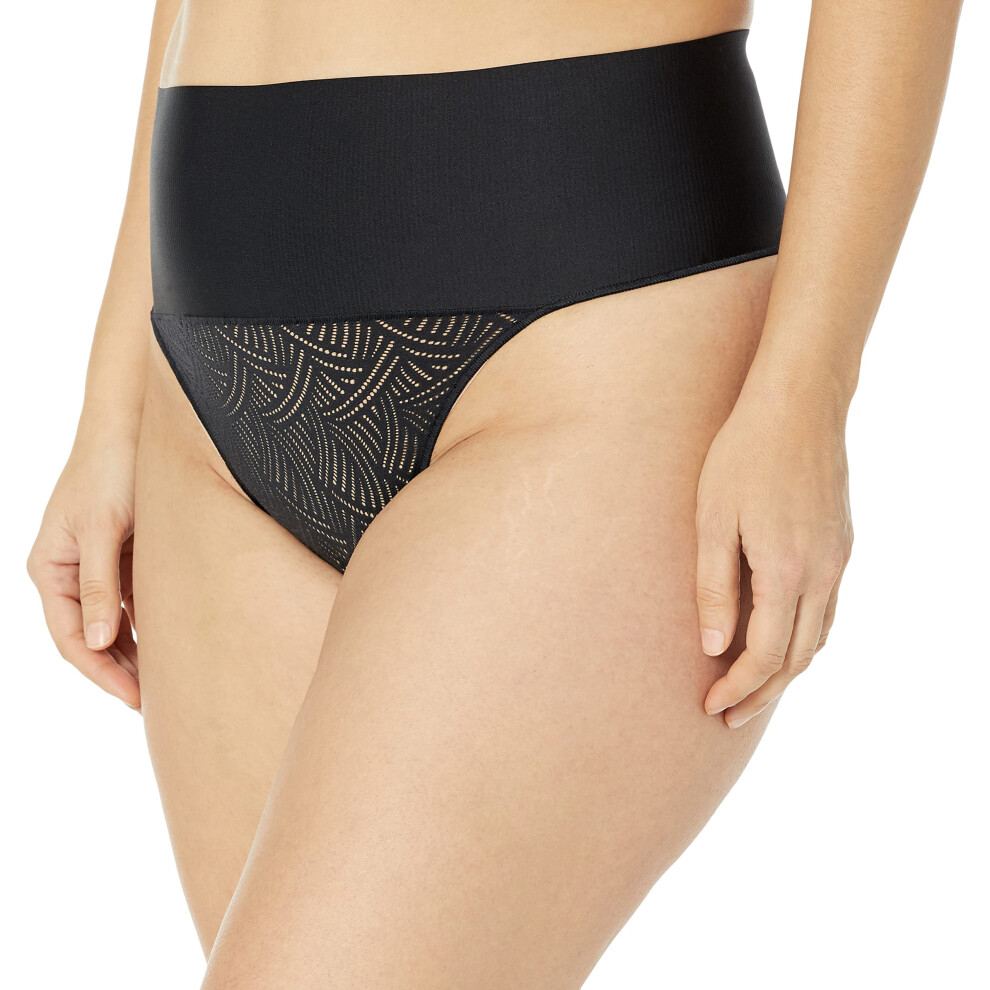 String gainant pour femmes Maidenform Tame Your Tummy avec confort frais DM00