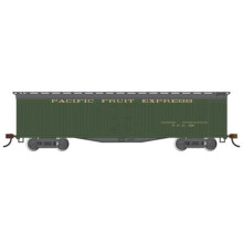 Bachmann BAC75703 No.726 HO Scale Wood Express Reefer Pacific Fruit Model Train, Pullman Green & Black