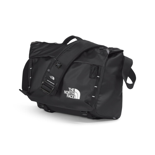 The North Face THE NORTH FACE Base Camp Voyager Messenger Bag 1