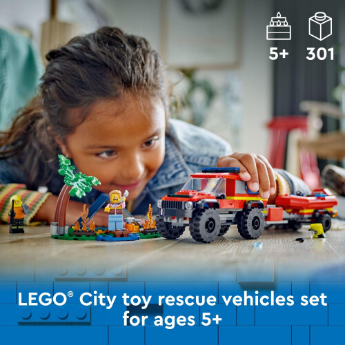LEGO LEGO City 4x4 Πυροσβεστικό με Σκάφος Διάσωσης για Παιδιά 5+, Παιχνίδι Ρόλων 1