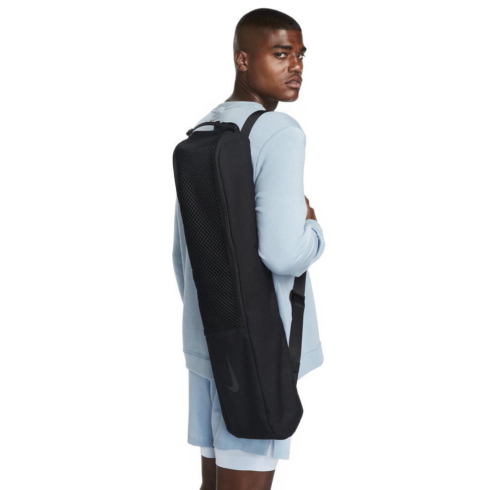 Nike Black/Black/Dark Smoke Grey DN3700-010 Adult Unisex Yoga Mat Bag
