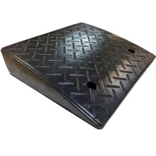 Electriduct CR-RPS-HDR4.3 4.3 in. Heavy Duty Rubber Curb Ramp
