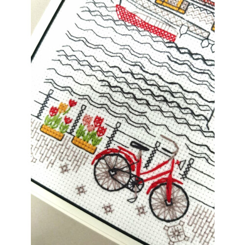 Riolis Blackwork Kit City na    gua 2
