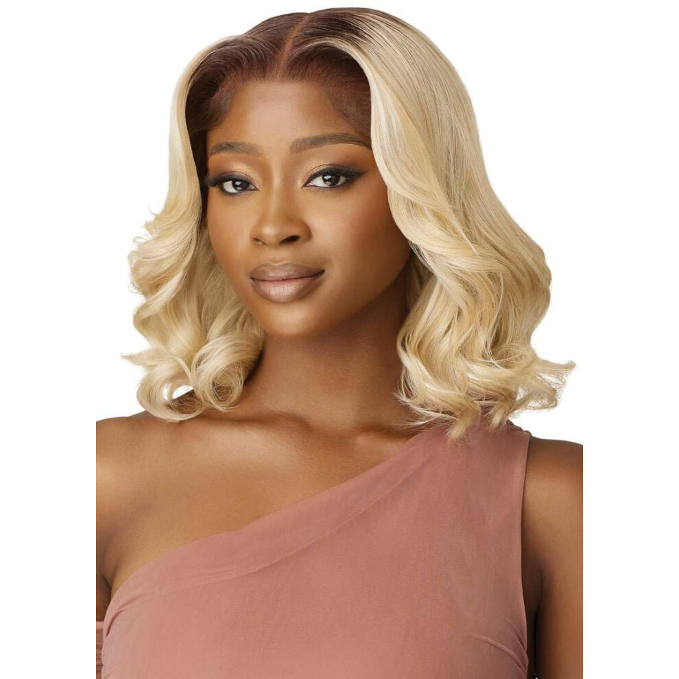 Outre Lace Front Wig - Perfect Hair Line 13X4 - Alora (Jet Black 1)