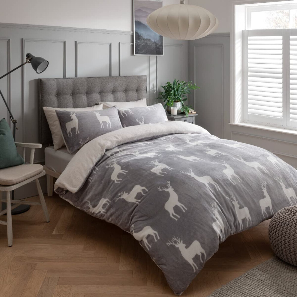 Sleepdown Stag Printed Flannel Fleece With Sherpa Reverse Thermal Warm Cosy Super Soft Duvet Cover Quilt Bedding Set With Pillow Cases-King (220Cm X