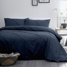 Serene - Navy Blue Diamond Pinch Pleat Duvet Cover - Super King Bedding Size (260 x 220cm) - Luxury Bedding in Dark Blue - Navy Pintuck Duvet Cover -