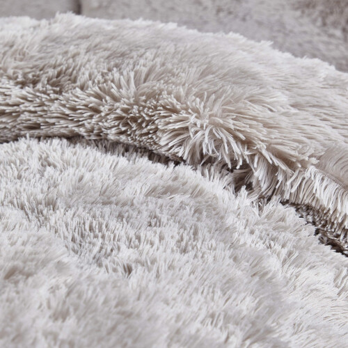Catherine Lansfield Catherine Lansfield Cuddly Super King Duvet Set Silver 2