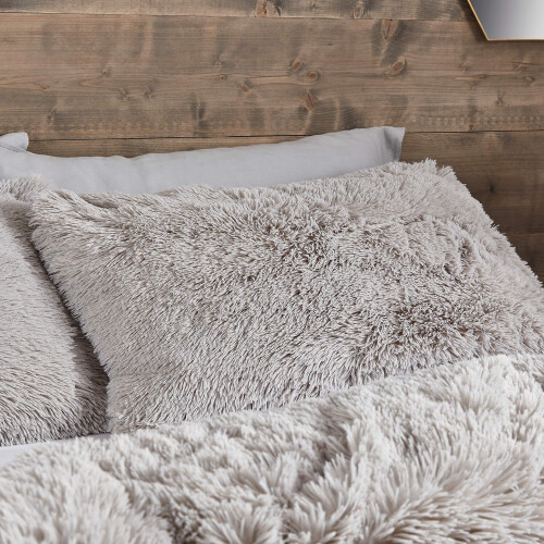 Catherine Lansfield Catherine Lansfield Cuddly Super King Duvet Set Silver 1