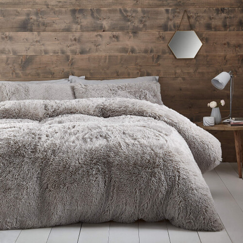 Catherine Lansfield Catherine Lansfield Cuddly Super King Duvet Set Silver