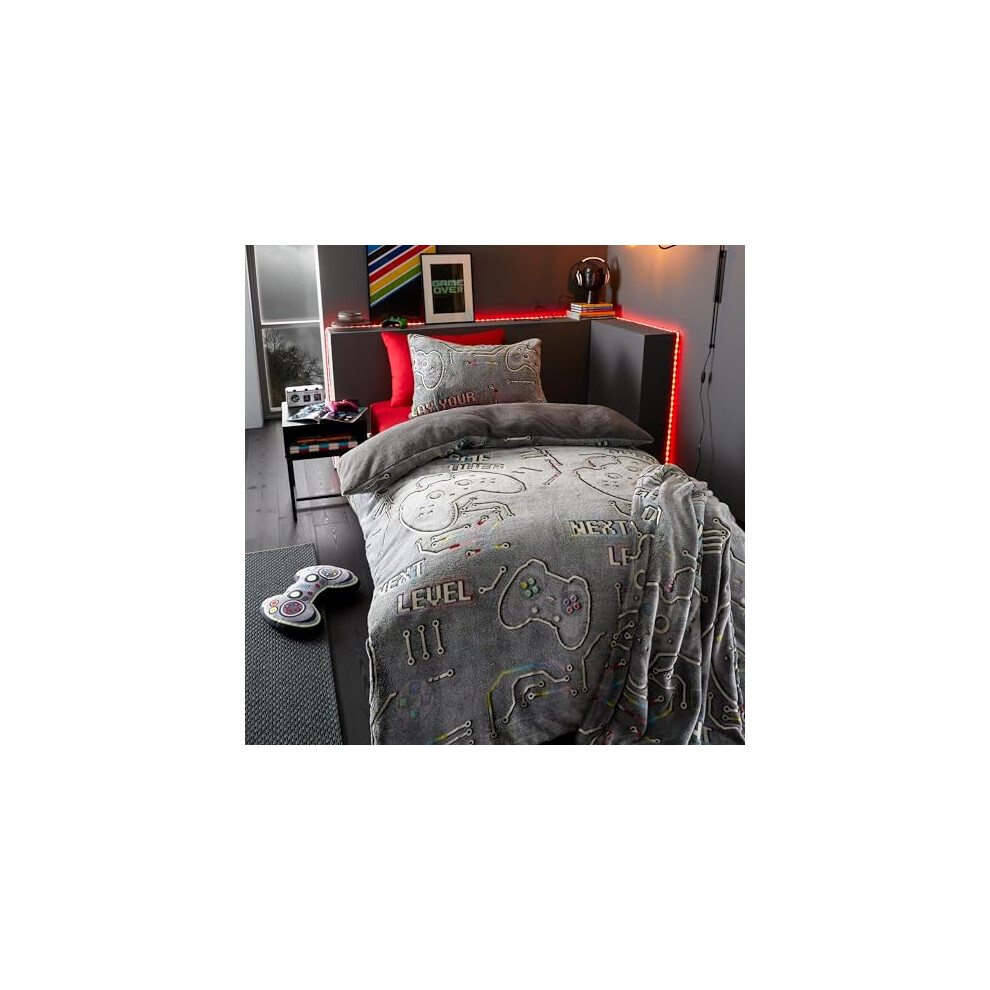 Catherine Lansfield Game Over Glow In The Dark Fleece Single Duvet Cover Set With Pillowcase Black