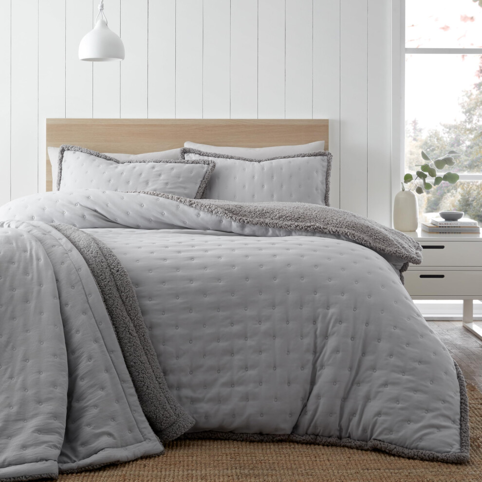 Catherine Lansfield Cosy Nori Soft Sherpa Super King Duvet Cover Set with Pillowcases, Silver