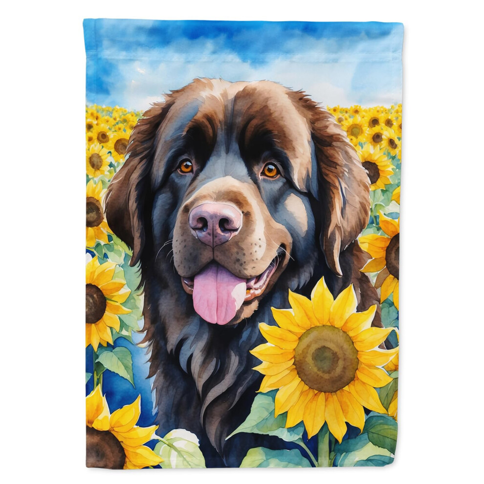 Caroline's Treasures DAC6124CHF Newfoundland In Zonnebloemen Huisvlag Grote Veranda Mouwpaal Decoratieve Buitentuinbanner Kunstwerk Muurhanger Pol-image