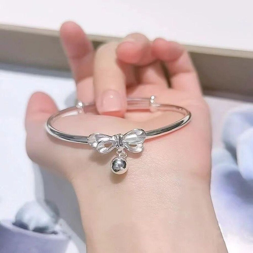 (12) Korean Crystal Adjustable Silver Bracelet for Woman Bowknot Pendant Bracelets Jewelry Accessories