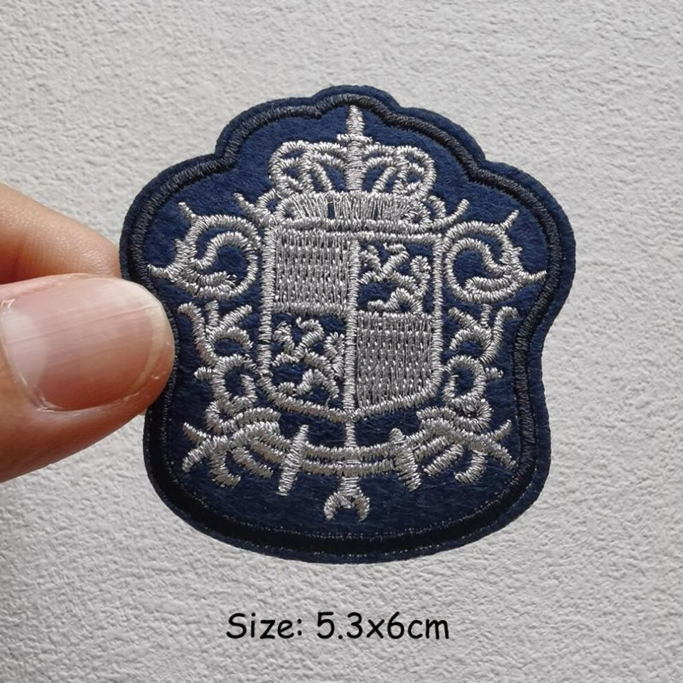 (as the picture, 5.3x6cm) Logo Embroidery Patch Iron On Patches Diy Rock Style Punk Patches On Clothes Fashion Stripe Diy Punk Badges Sticker