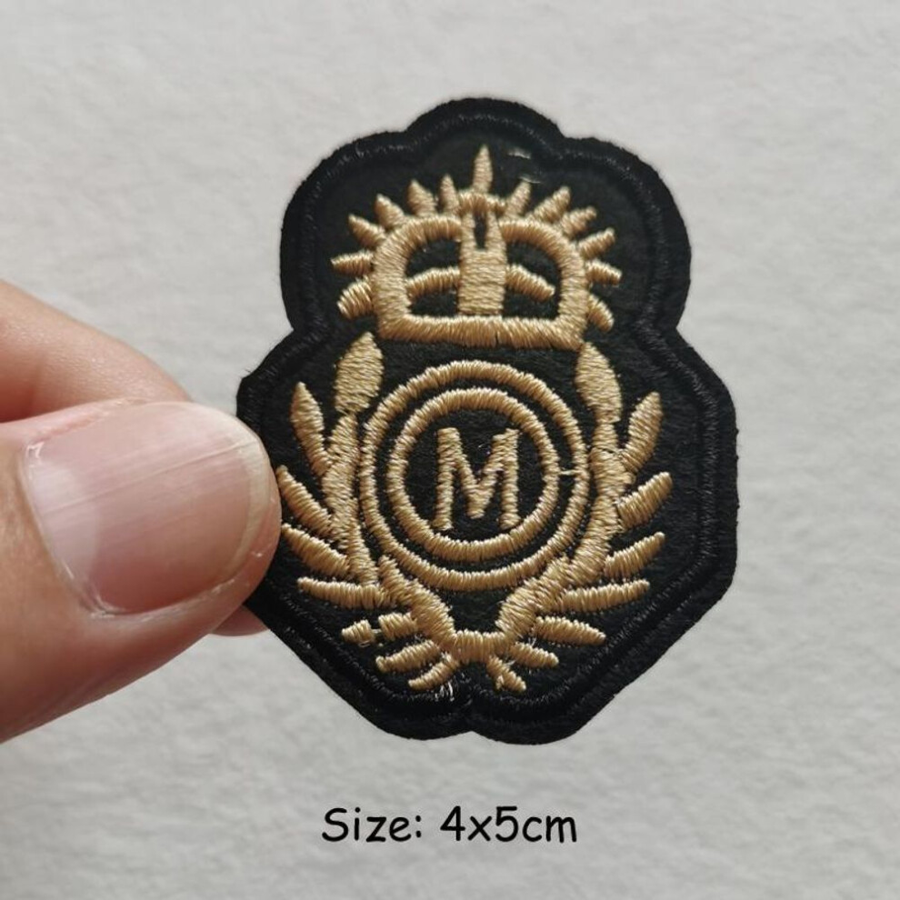 (as the picture, 4x5cm) Logo Embroidery Patch Iron On Patches DIY Rock Style Punk Patches On Clothes Fashion Stripe DIY Punk Badges Sticker