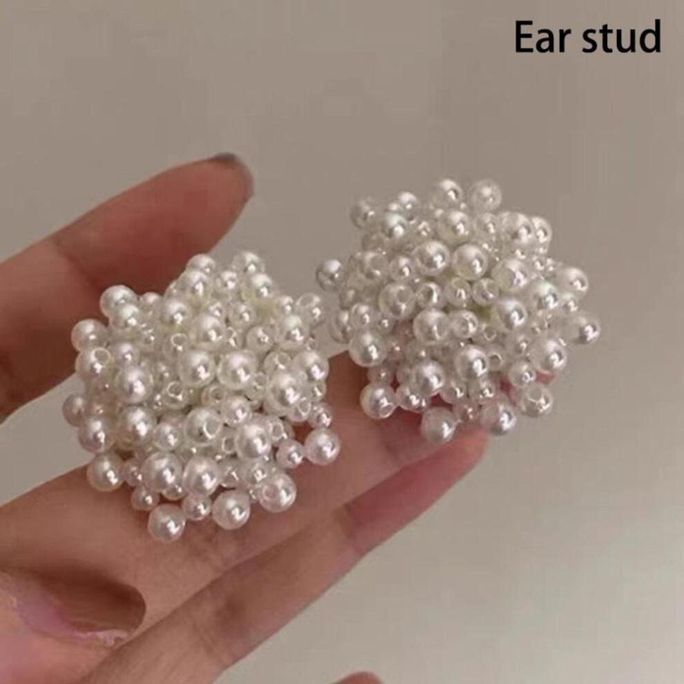 (A1) Gentle White Pearl Flower Stud Earrings High-end Feeling Ear Clip For Women Temperament Wedding Party Jewelry Accessories Gifts