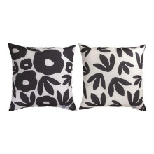 Manual Woodworkers & Weavers SLBFL 18 x 18 in. Black & White Floral Climaweave Pillow