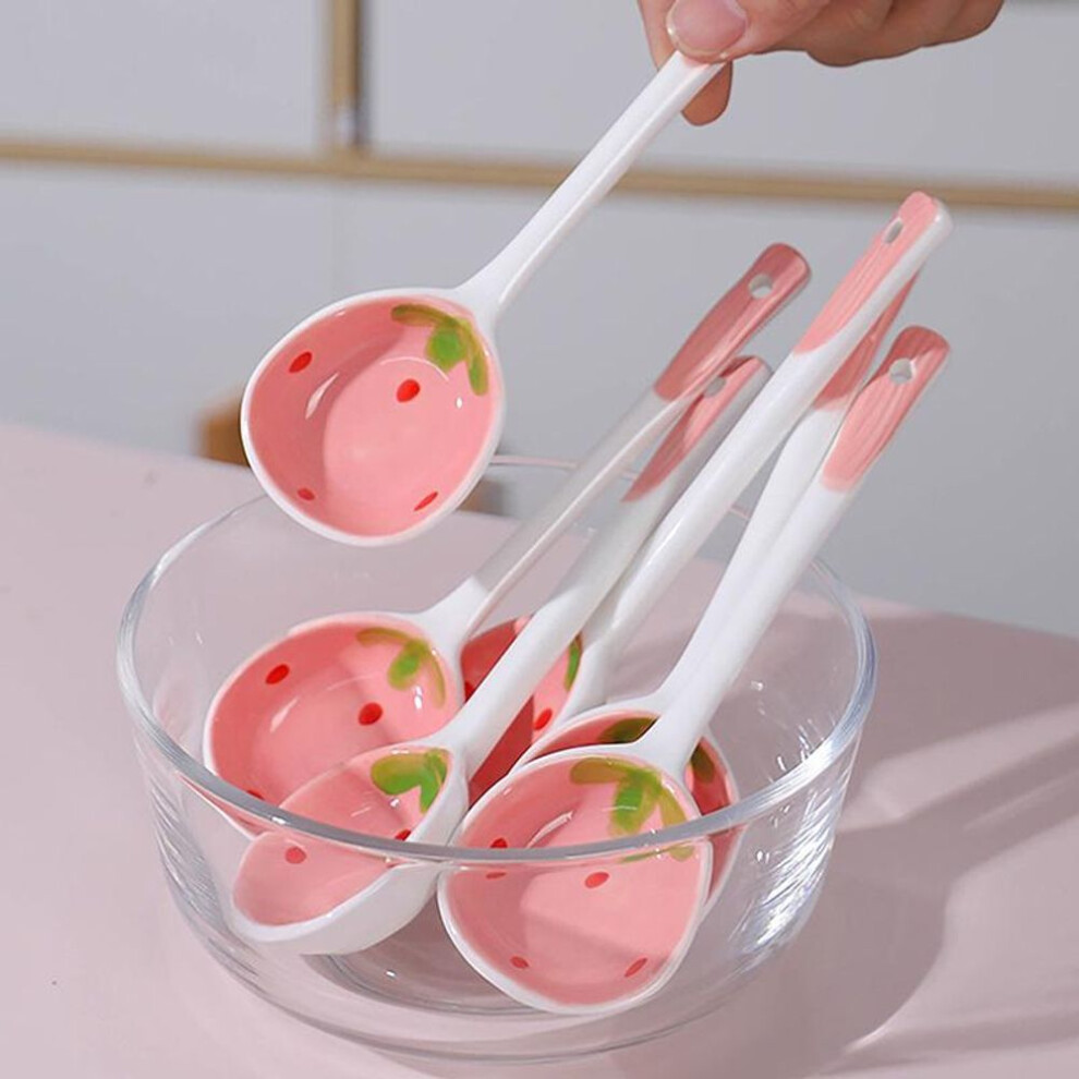 (16.5cm) 1pc Cute Strawberry Ceramic Soup Spoon Ice Cream Hand Painted Coffee Dessert Long Handle Spoon Kitchen Tableware Accessories