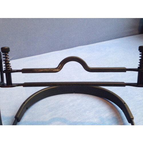 Hohner MZ 2010 Flex Rack Harmonica Holder Black 2