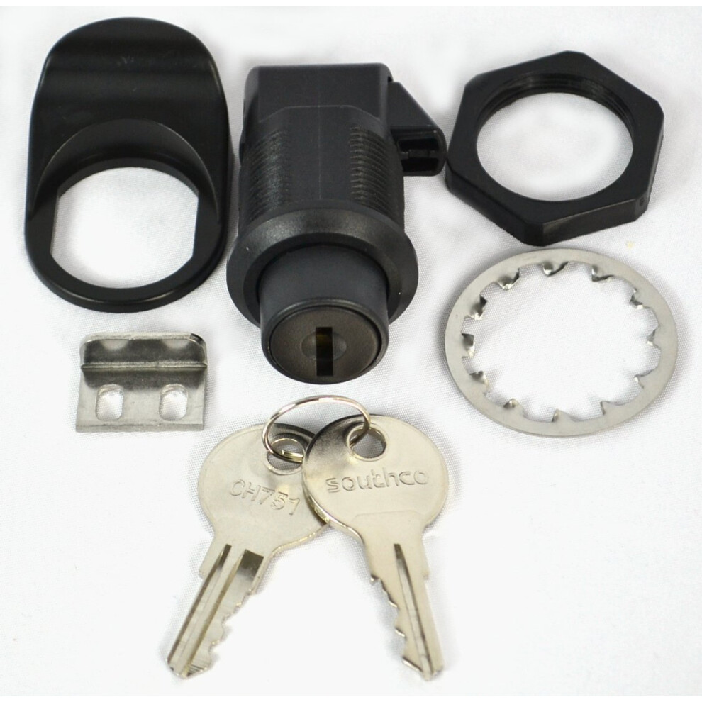 Southco 93-303 Series Plastic Push To Close Latch Pull Tab In Line With Latching Pawl Key Locking 0.00-0.41 Panel Thickness 0.88-0.91 Grip Range 817382010837