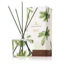 Thymes Frasier -kuusestiffuusori - männynneulaskuvio - kotituoksudiffuusorisetti sisältää ruokodiffuusoritikut, tuoksuöljyn ja lasipullon - aroma
