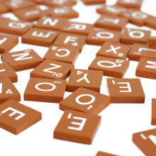 CleverDelights 100 tessere in legno con lettere - Colore arancione bruciato - Set completo - Pezzi di ricambio per il gioco
