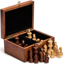 Husaria Staunton Tournament No. 4 Chessmen 2 Extra Queens ja Wooden Box 3 tuuman Kings kanssa