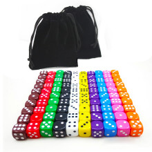 Pack de 100 dés de jeu multicolores 16MM avec 10 sacs en velours noir