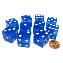 Zestaw 10 kostek K6 o kwadratowych krawedziach 19 mm - przezroczysty niebieski z bialymi pestkami firmy Koplow Games