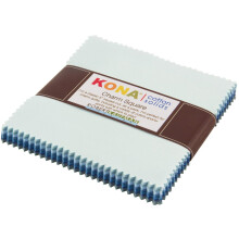 Robert Kaufman Fabrics CHS-336-42 Kona Cotton Solids Overcast Charm Squares, 42 5-Zoll-Quadrate, Charm Pack, Blau