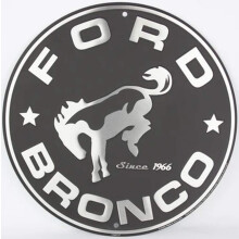 Hangtime Ford Bronco 24 tuuman autotallikyltti