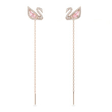 Pendientes Swarovski Dazzling Swan para mujer, colecci   n con motivo de cisne, cristales rosas y blancos, poste chapado en oro rosa y cadenas extr