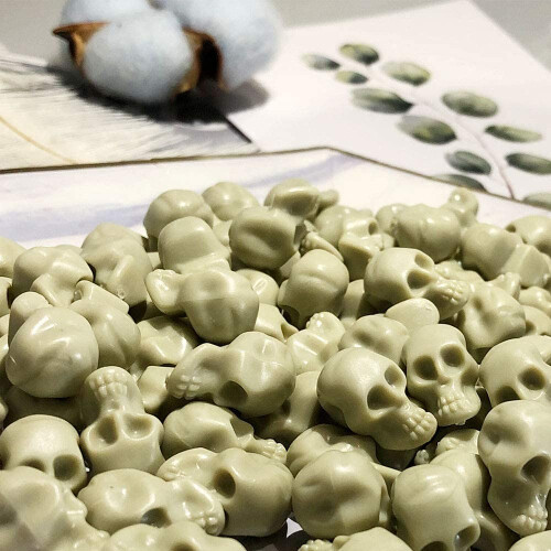 BEOSOFLOY 50τμχ Μινιατούρες Φιγούρες Halloween Κρανία Σκελετοί Διακοσμητικά 2