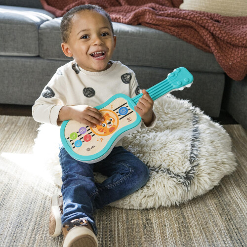 baby einstein ??????    ??s??? pa????d? ??a    ??? Einstein Sing & Strum Magic Touch Ukulele, ?????e? 6    ????+, p??????   a 1