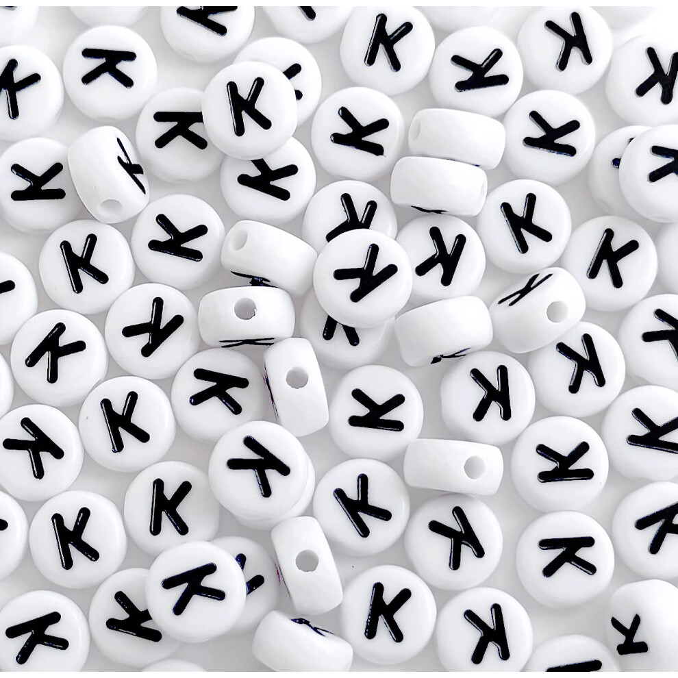 Bxwoum 100 Pezzi Perline Con Lettere Dell'alfabeto In Acrilico Bianco Rotondo Perline Con Lettera K Per La Creazione Di Gioielli Braccialetti Col-image