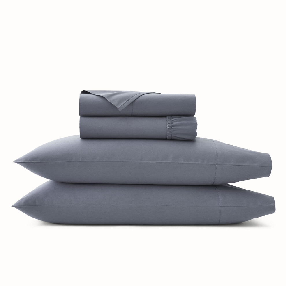 BOLL & BRANCH Signature Hemmed Sheet Set - Luxury 100% Organic Cotton - 1 Flat Sheet 1 Fitted Sheet and 2 Pillowcases with 7 Hemline - Buttery Soft