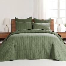 Levtex Home - Set cuvertura de pat verde padure cu punct n cruce - cuvertura de pat dubla matlasata ?i o tava standard - model cu punct de cruce