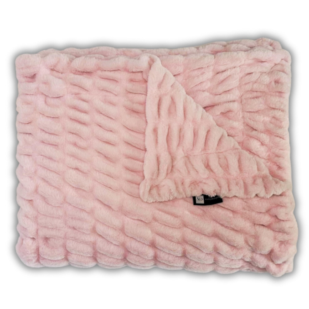 Minky Designs Glacier Glide Faux Fur Minky Blanket - Soft  Fluffy & Cozy Throw for Couch  Bed  or Home D?cor (Chic  X-Large)