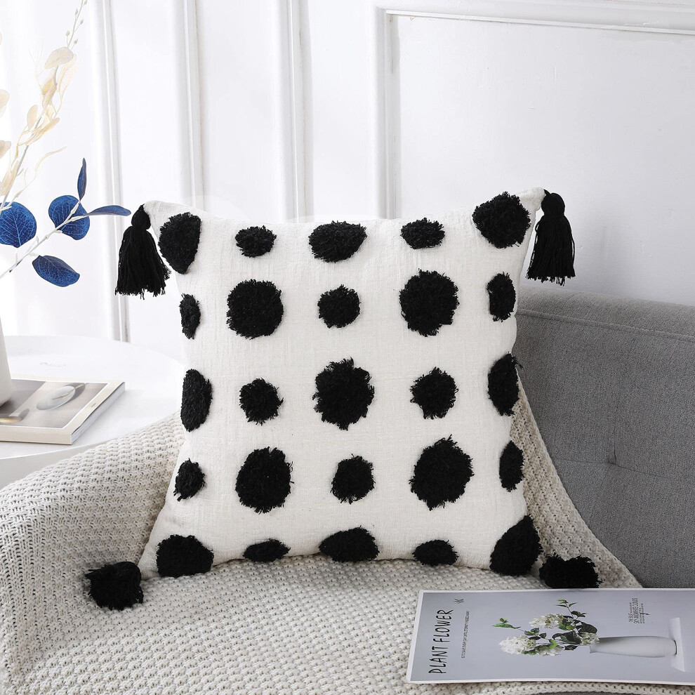 PANOD Housse de coussin d   corative en peluche super douce de style ferme 18 x 18 po Noir uni Pompon touffet    avec pompons Moderne Accent Boho Hou