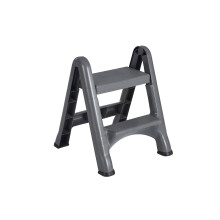 Escabeau pliant Rubbermaid Commercial Products FG420903 (300 lb de charge, 22-7/8 x 21" profondeur x 18-7/8")