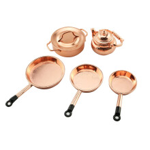 TAODAN Nukkekodin keittiövälineet 1/12 mittakaavan miniatyyrit metalliset paistinpannut vedenkeitin kuparikattilat kansilla nukkekodin keittiötar