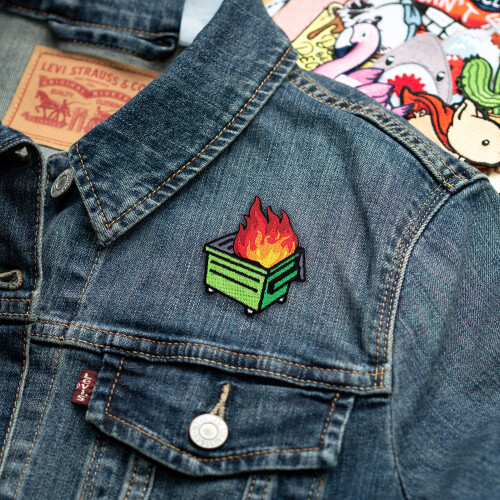 Ty Winks For Days Dumpster Fire Dumpster Broderet Iron-On Patch (Dumpster Fire - Gr?n) 1